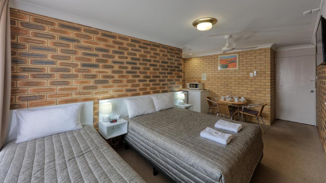 Gunsynd Motor Inn グンディウィンディ エクステリア 写真