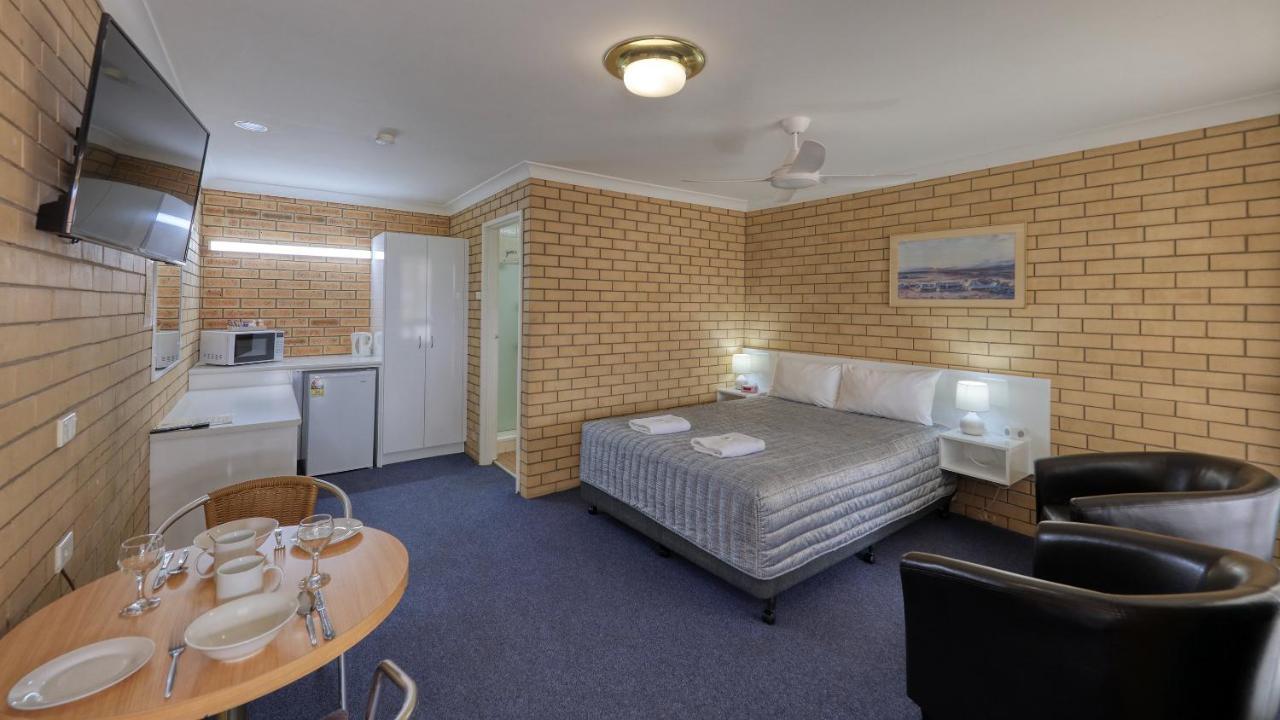 Gunsynd Motor Inn グンディウィンディ エクステリア 写真